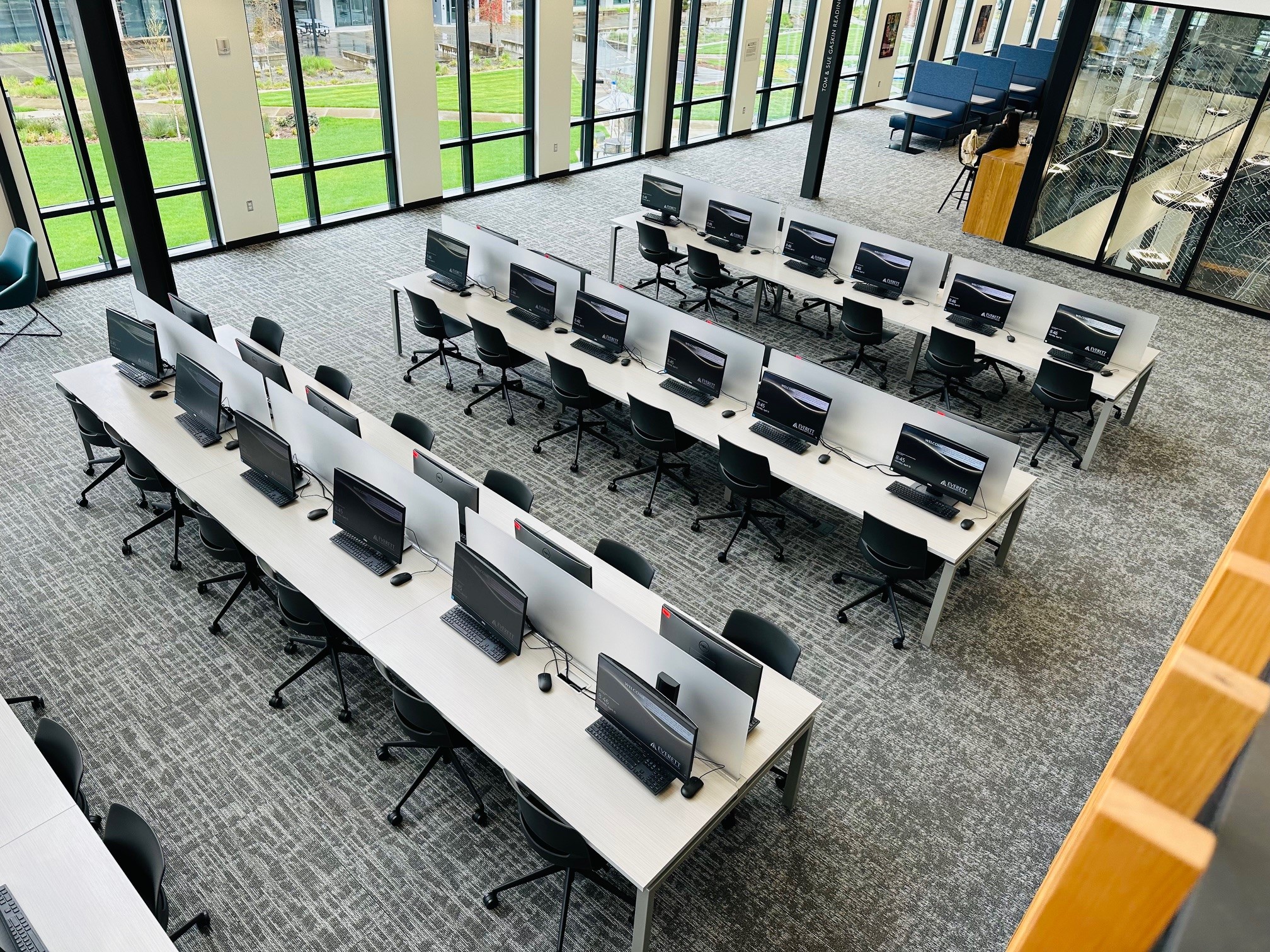 Everett Community College – The Cascade Learning Resource Center